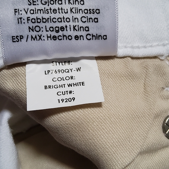 Liverpool GIA Glider The Crop Pull-On Jeans in Optic White Size Petite 6/28 New - Picture 11 of 12